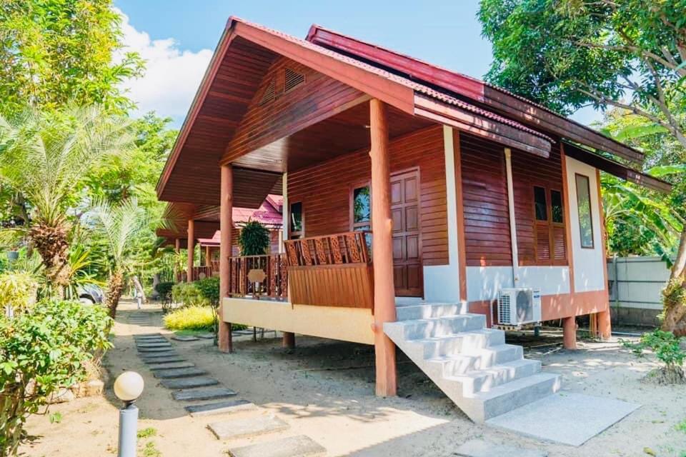 Phangan Lodge Bantaj Kültér fotó