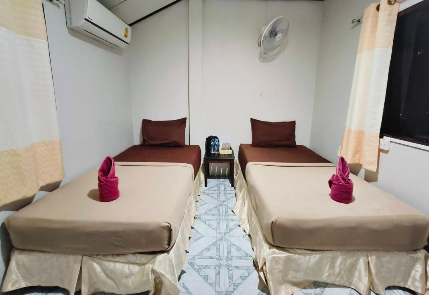 Phangan Lodge Bantaj Kültér fotó