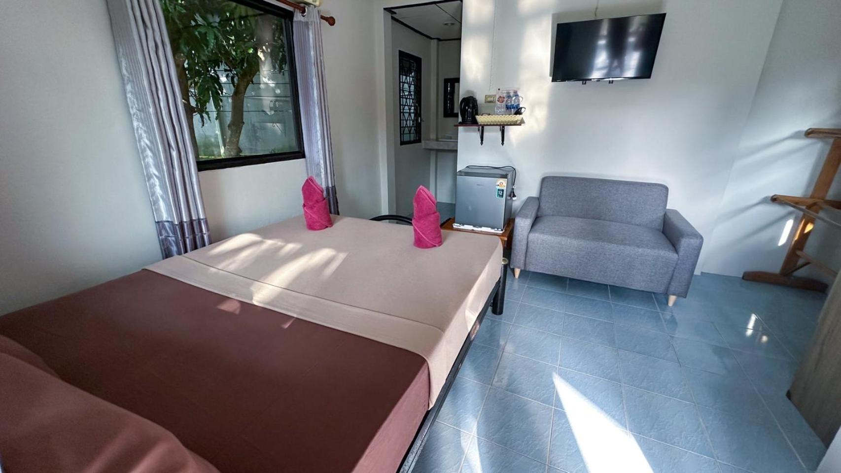 Phangan Lodge Bantaj Kültér fotó